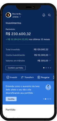 Celular mostrando o aplicativo BTG Investimentos